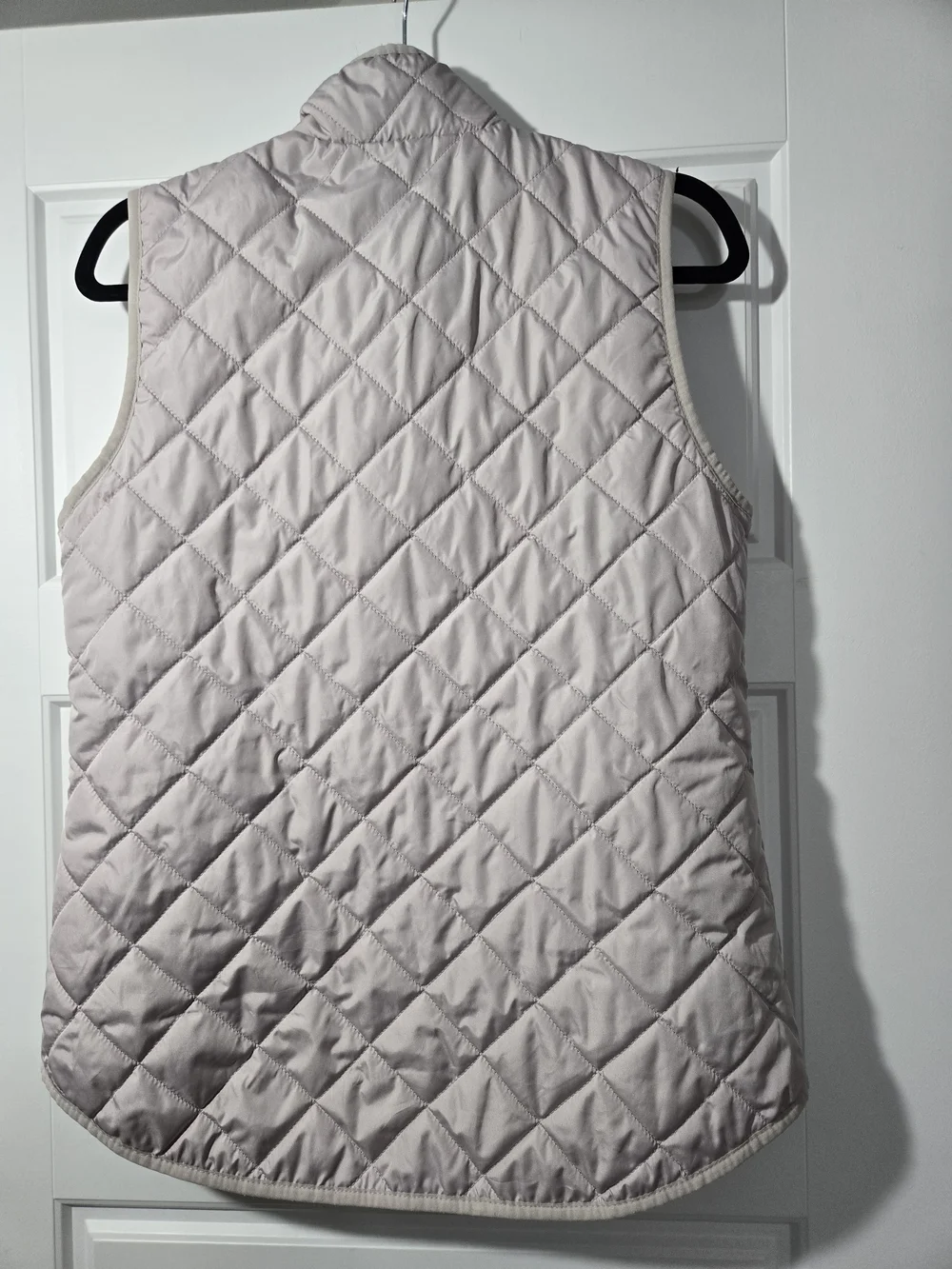Old Navy Quilted Sleeveless Vest - Light Rose Gold With Pockets Size Medium